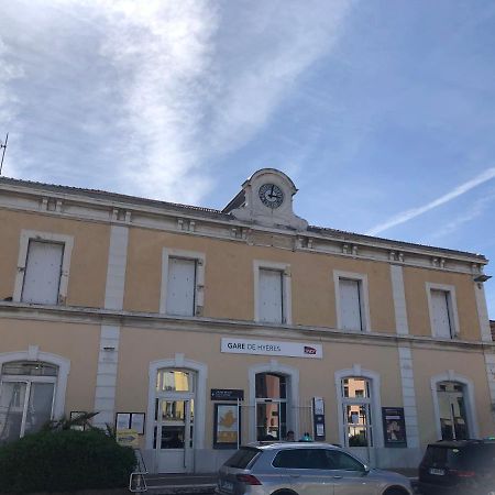 A La Gare ! T2 Hyeres Apartman Kültér fotó
