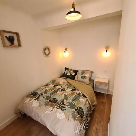 A La Gare ! T2 Hyeres Apartman Kültér fotó